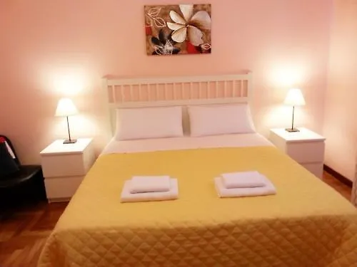 Couette-café Tibur Station Holiday Rome